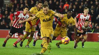 'Blooper' y balón a las nubes: el penal que falló Kane en la Premier League