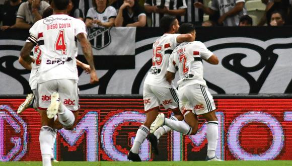 Sao Paulo clasificó a las semifinales de la Copa Sudamericana al vencer 4-3 en tanda de penales a Ceará. (Foto: AFP)