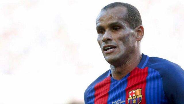 11. Rivaldo (Barcelona) superó en la votación a Gento. (Foto: AFP)