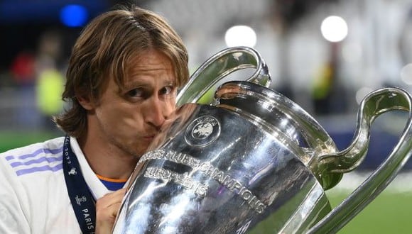 Luka Modric juega en el Real Madrid desde agosto del 2012 y termina contrato en 2023. (Foto: AFP)