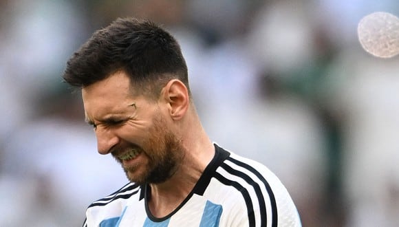 El gol de Messi no alcanzó para que Argentina sume su primer triunfo en el Mundial Qatar 2022. (Foto: AFP)