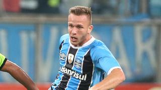 Celebran en Porto Alegre: Gremio ingresará más de dos millones tras venta de Arthur a la Juventus