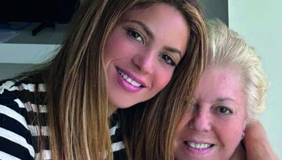 Shakira junto a Nidia del Carmen Ripoll Torrado, su amada madre (Foto: Shakira / Instagram)