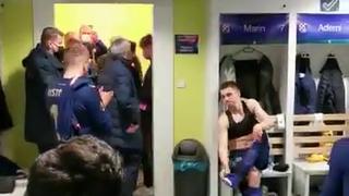 Buen perdedor: Mourinho felicitó a los jugadores del Dinamo Zagreb en su vestuario [VIDEO]