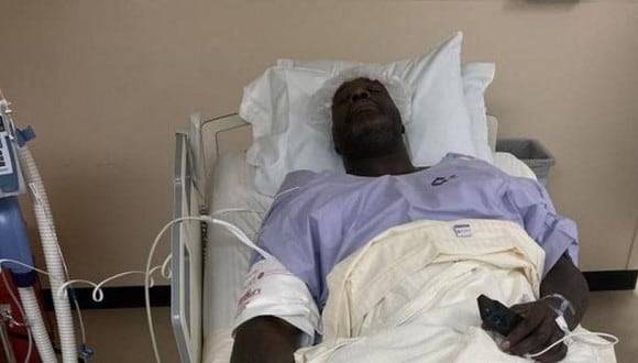 Shaquille O'Neal posteo una imagen suya en una cama de hospital (Foto: @Shaq/Twitter)