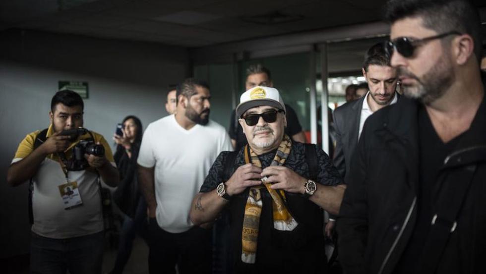 Maradona llegó a Sinaola para reunirse con sus jugadores. (Getty / AFP)