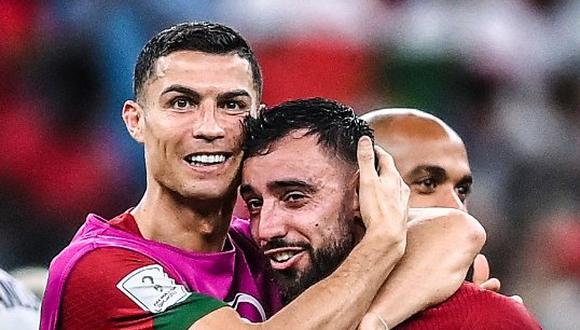Bruno Fernandes y Cristiano Ronaldo disputaron con Portugal el Mundial de Qatar 2022. (Foto: EFE)