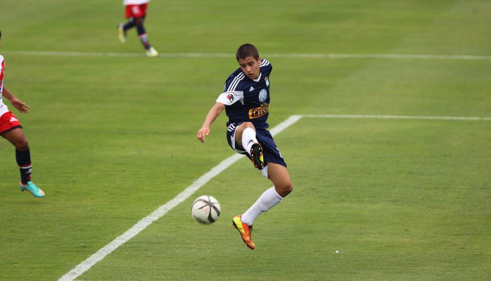 Beto Da Silva se estrenó en primera con 16 años y nada menos que en un clásico contra Alianza en 2013.