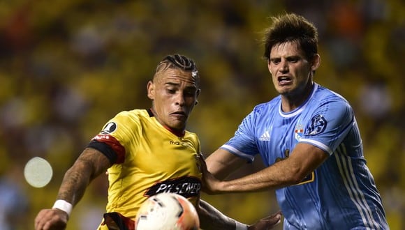 Sporting Cristal vs. Barcelona de Ecuador se jugará con público. (AFP)