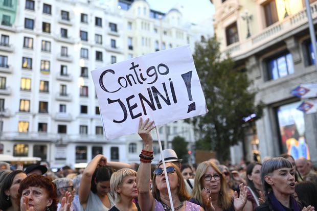 Tras lo ocurrido en la premiación en la final de la Copa Mundial de Fútbol Femenino 2023, miles de mujeres salieron a protestar en respaldo de Jenni Hermoso. (Foto: OSCAR DEL POZO / AFP)