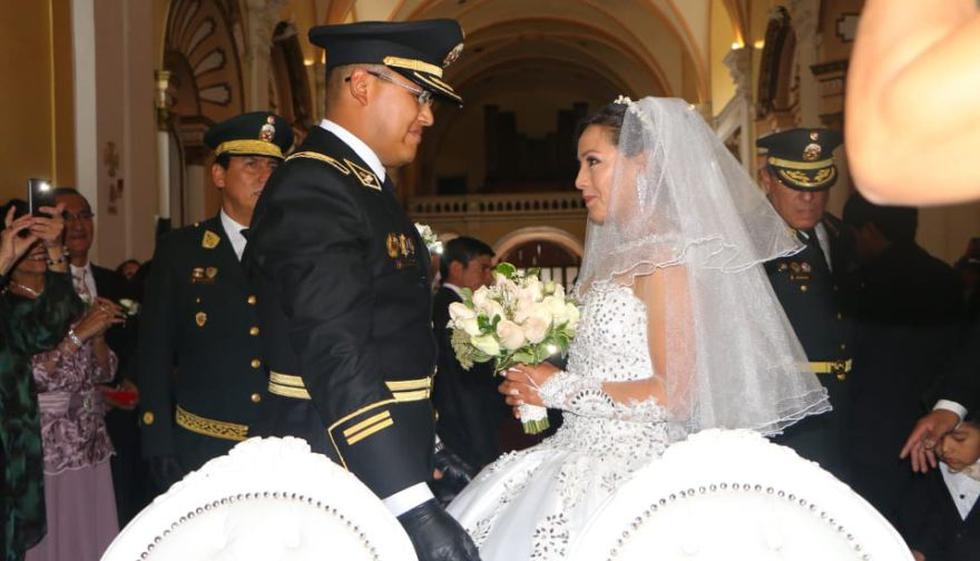 Inés Melchor se casó este sábado en la Catedral de Huancayo. (Fotos: Revista Atletismo Peruano)