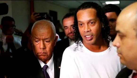 Ronaldinho se encuentra bajo arresto desde hace seis meses en Paraguay. (Foto: Internet)