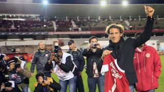 Por amor al club: Diego Forlán reveló su interés de entrenar al Inter de Paolo Guerrero