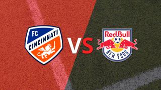 Al comienzo del segundo tiempo FC Cincinnati y New York Red Bulls empatan 1-1