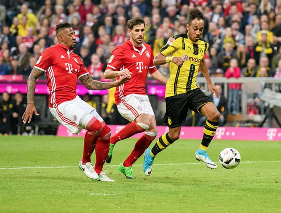 Pierre-Emerick Aubamayeng solo se iría del Dortmund para fichar por el Real Madrid o Barcelona. (Foto: Getty)