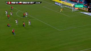 El blooper del partido: Arturo Vidal casi encuentra el gol de Chile tras una ‘carambola’ [VIDEO]