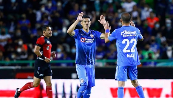 Cruz Azul vs. León jugaron este lunes por la Liga MX 2022 (Foto: Getty Images).