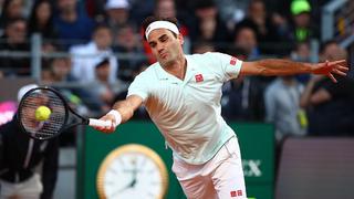 ¡Duro golpe! Federer se retiró del Masters 1000 de Roma por lesión de rodilla