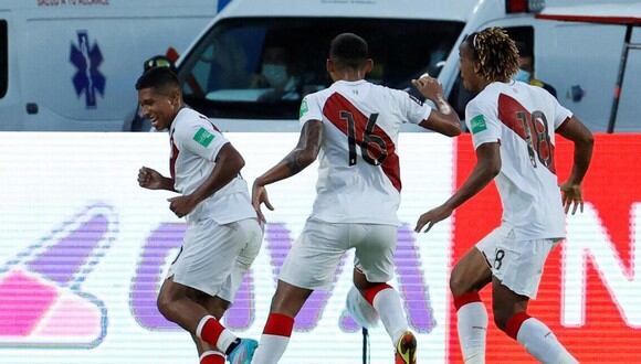 Perú venció a Colombia con golazo de Edison Flores por la fecha 15 de las Eliminatorias Qatar 2022. (Foto: EFE)