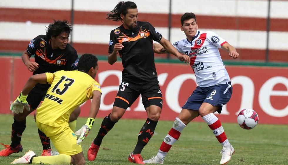 Municipal recibe a Ayacucho FC en el Miguel Grau del Callao. (Fotos: Fernando Sangama)
