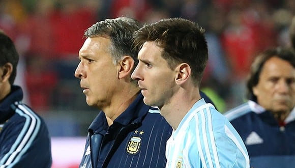 Gerardo Martino sabe que Lionel Messi es uno de los hombres más peligrosos de la ‘Albiceleste’. (Foto: Getty Images)