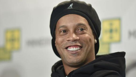 Ronaldinho se sumó a los elogios de Pedri en el FC Barcelona. (Foto: Getty)