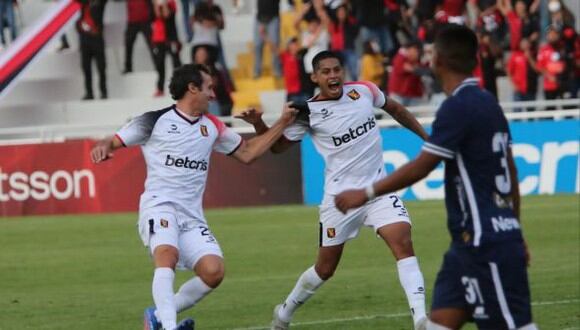 Melgar derrotó 1-0 a Cienciano en el duelo por la fecha 12 del Torneo Apertura 2022. (Foto: Leonardo Cuito / @photo.gec)