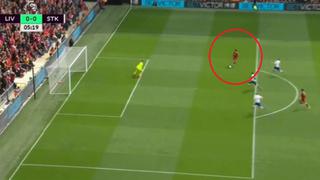 ¿Mohamed, eres tú? La increíble chance de gol que falló Salah ante Stoke City [VIDEO]