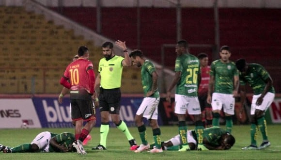 Gabriel Achilier sufrió un duro golpe en el partido entre Orense vs. Deportivo Cuenca. (Foto: OPI)