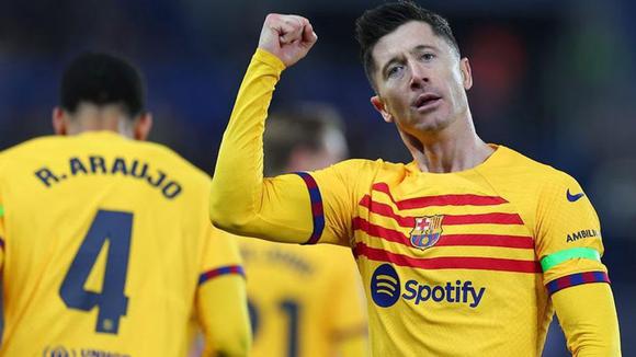 Gol de Robert Lewandowski para el 1-0 de Barcelona vs. Celta de Vigo. (Video: DigiSport)