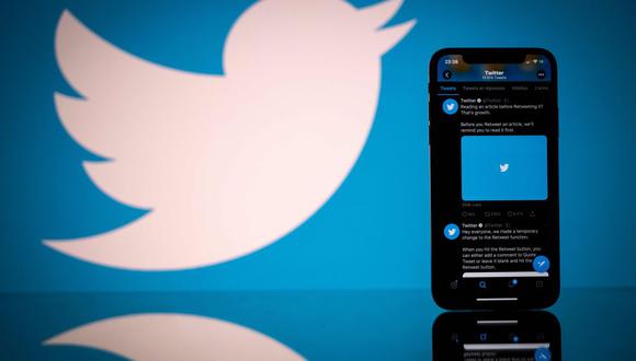 Twitter habilitó por un momento dos ‘checks’ de verificación y es incierto cómo funcionará en el futuro. (Foto de archivo: AFP)