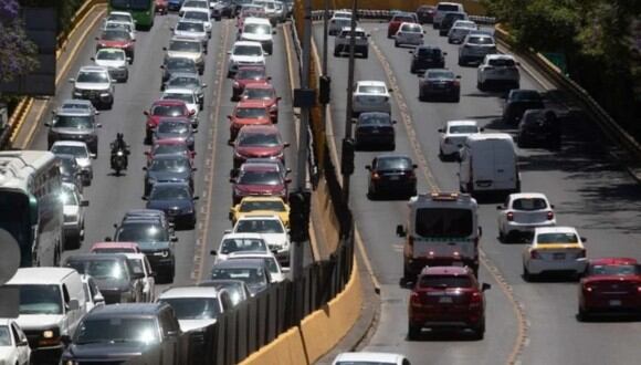 Conoce qué autos no pueden salir este martes 6 de junio, según el 'Hoy No Circula' (Foto: Agencias).