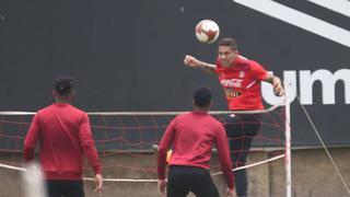 Paga, pierde: Pedro Gallese retó a Paolo Guerrero en el fútbol tenis [VIDEO]