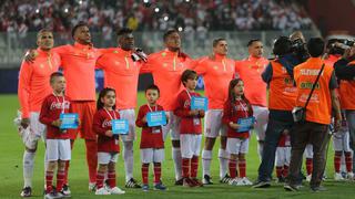 Perú vs. Colombia: "Hoy todos juntos cantamos el Himno Nacional abrazados"
