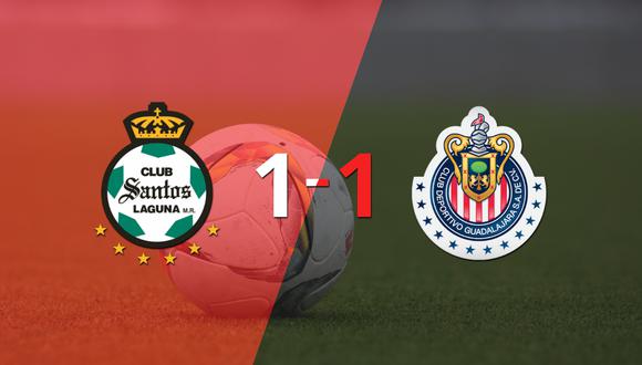 Reparto de puntos en el empate a uno entre Santos Laguna y Chivas
