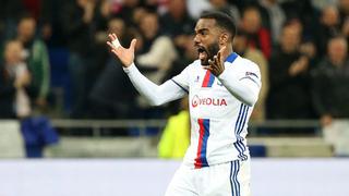 Al lado de Griezmann: Lacazette se deja querer por el Atlético de Madrid de Diego Simeone