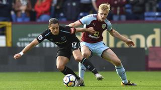 Con Chicharito Hernández, West Ham empató 1-1 con Burnley en la Premier League