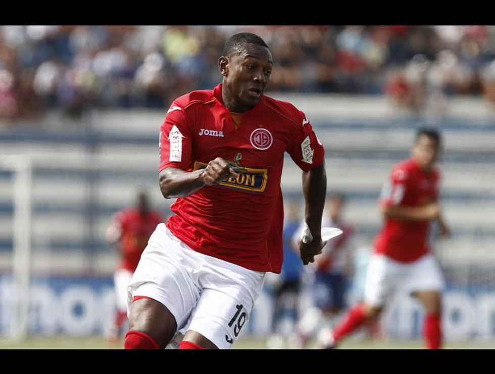 César Valoyes al Patriotas Boyacá (USI).