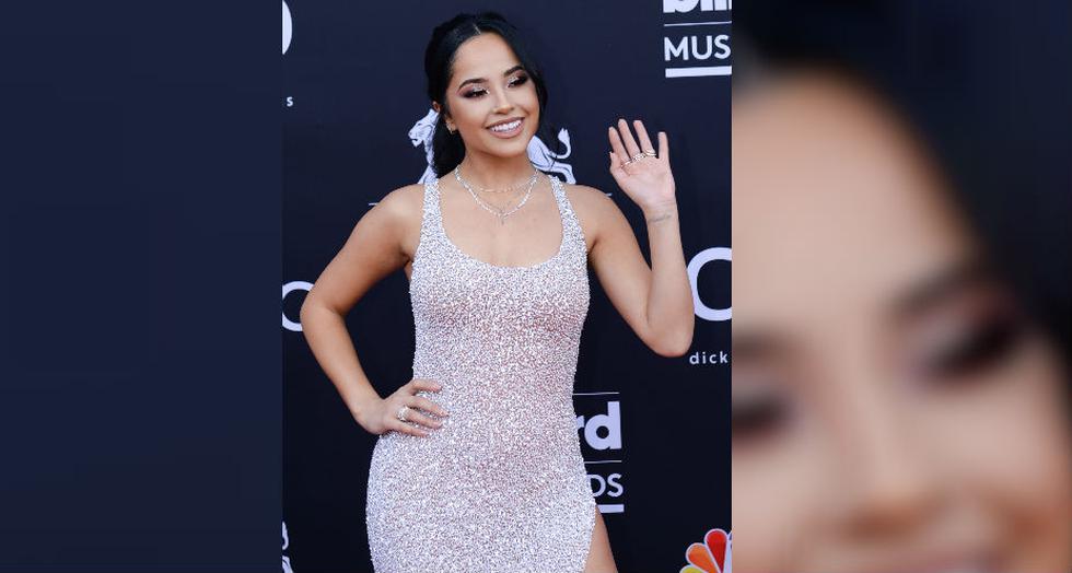 Becky G deslumbró con su belleza en la alfombra roja. (Fotos: AFP)
