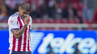 Carlos Salcido dejó concentración de Chivas antes de jugar ante Toluca