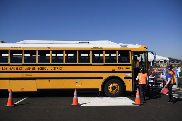 Autobús escolar de una escuela de Los Ángeles (Foto: AFP)