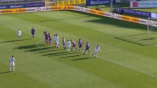 Muy cerca: Gianluca Lapadula casi marca golazo de tiro libre en el Benevento-Fiorentina [VIDEO]