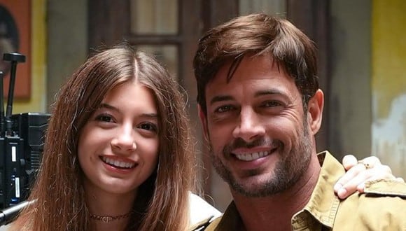 William Levy al lado de su hija Kailey en un día de grabación de la telenovela "vuelve a mí" (Foto: William Levy / Instagram)