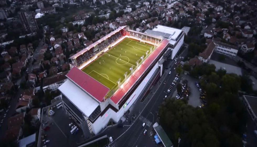 1. Estadio Ottmar Hitzfeld - Suiza. A 2000 metros es el estadio más alto de Europa y se ubica en los alpes suizos (90min).