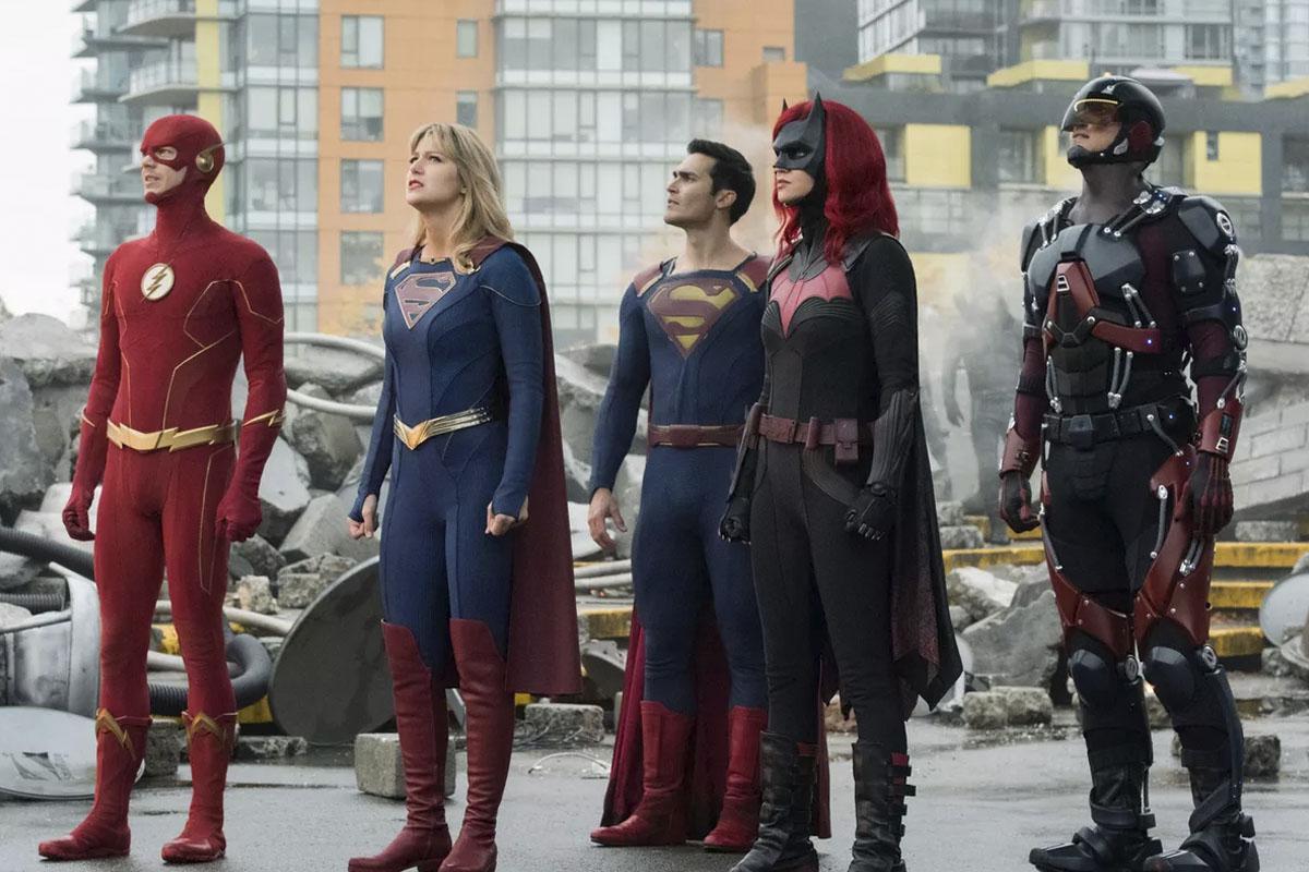 Todas las referencias y easter eggs que se encontraron en la Parte 4 y 5 de "Crisis en Tierras Infinitas (Foto: The CW)