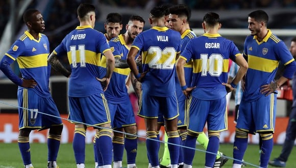 Carlos Zambrano y Darío Benedetto se fueron a los golpes en vestuario de Boca Juniors. (AFP)