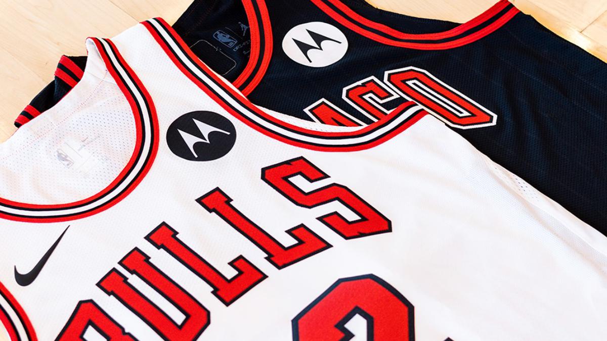 Motorola y Chicago Bulls anuncian el partnership oficial en sus camisetas, OFF-SIDE