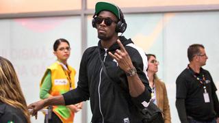 Río 2016: Usain Bolt llegó a Brasil y tuvo multitudinario recibimiento