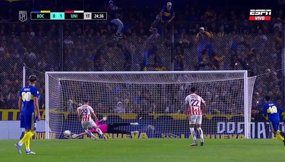 Daniel Juárez anota el 1-0 de Unión ante Boca por la Liga Profesional. (Fuente: ESPN)