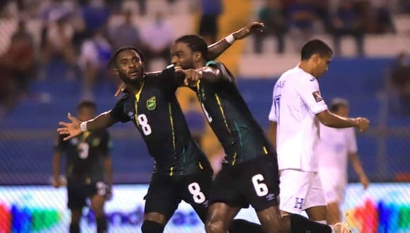 Honduras vs. Jamaica se vieron las caras este miércoles por la jornada 6 de las Eliminatorias a Qatar 2022 (Foto: @DiarioDiezHn).